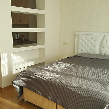 Kvariati Apartment Bagian luar foto