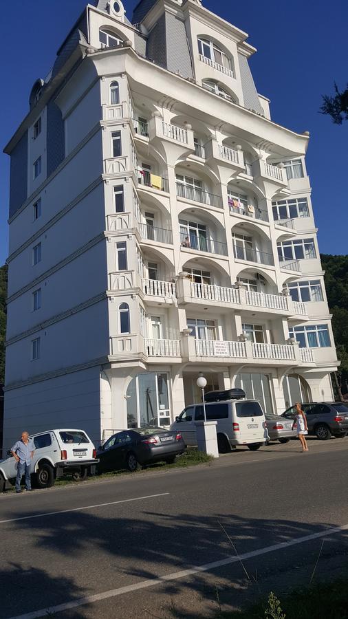 Kvariati Apartment Bagian luar foto