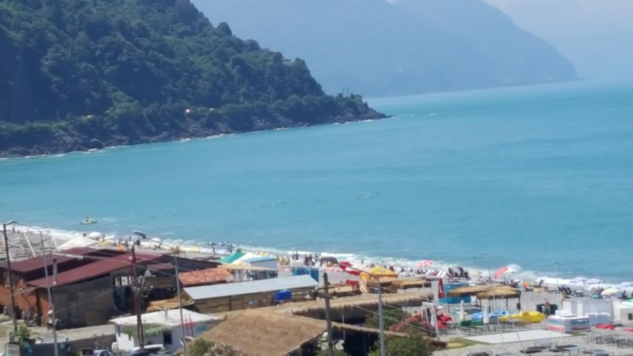 Kvariati Apartment Bagian luar foto
